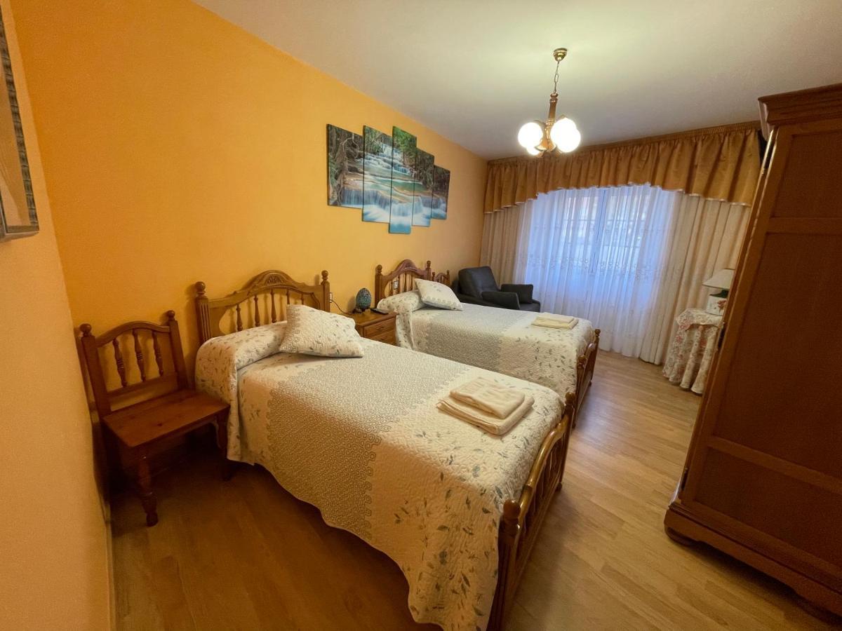 Habitaciones A Casa De Pepe Тріакастела Екстер'єр фото